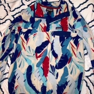 Women’s Patagonia pullover
